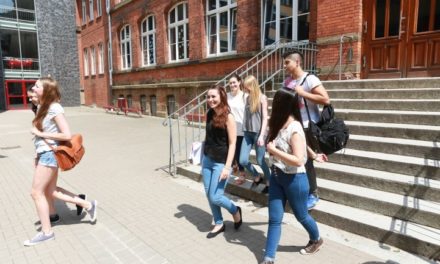 La réforme du lycée fait-elle perdre des élèves à la voie techno ?